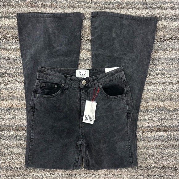 Urban Outfitters BDG Low Rise Flare Jeans Sz 28Wx32L NWT | BDG Flare Jeans NEW - - Picture 1 of 13